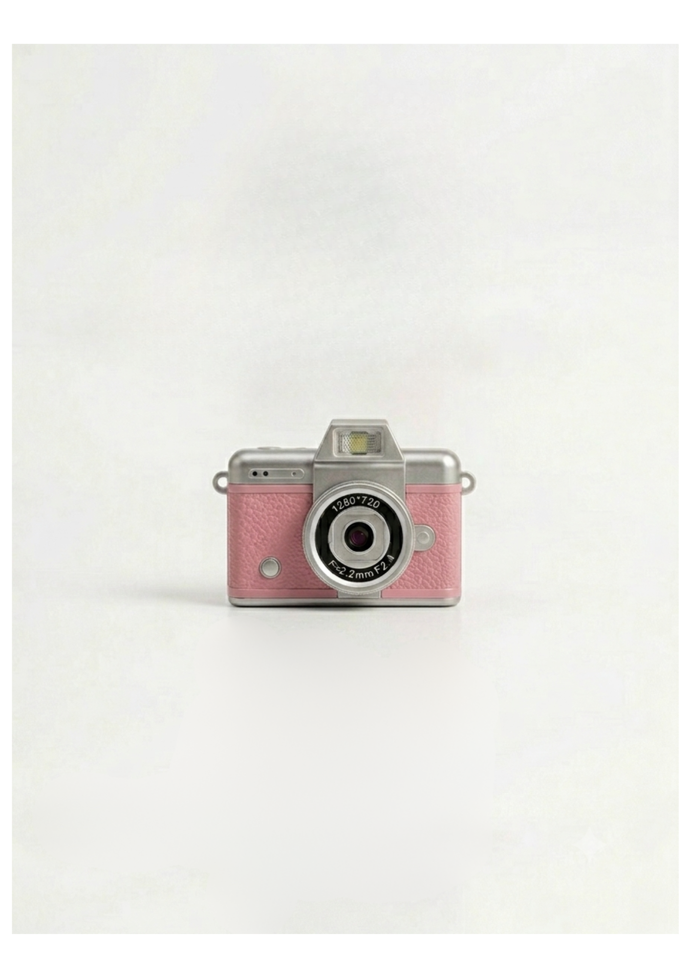 Mini cámara vintage rosa vista de frente